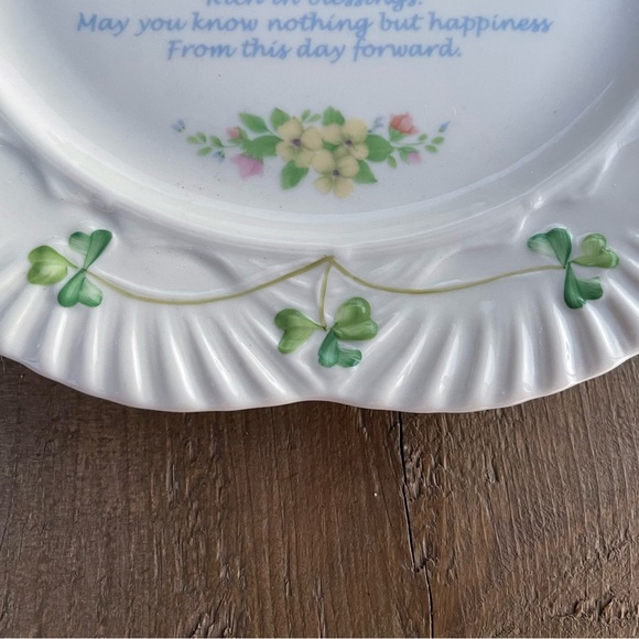 Belleek Shamrock Marriage Blessing 15th Brown Mark Plate Made in Ireland - Picture 7 of 11